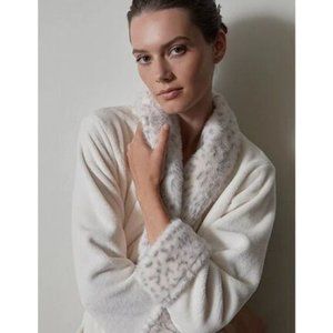 NATORI PLUSH LYNX ROBE  SIZE M